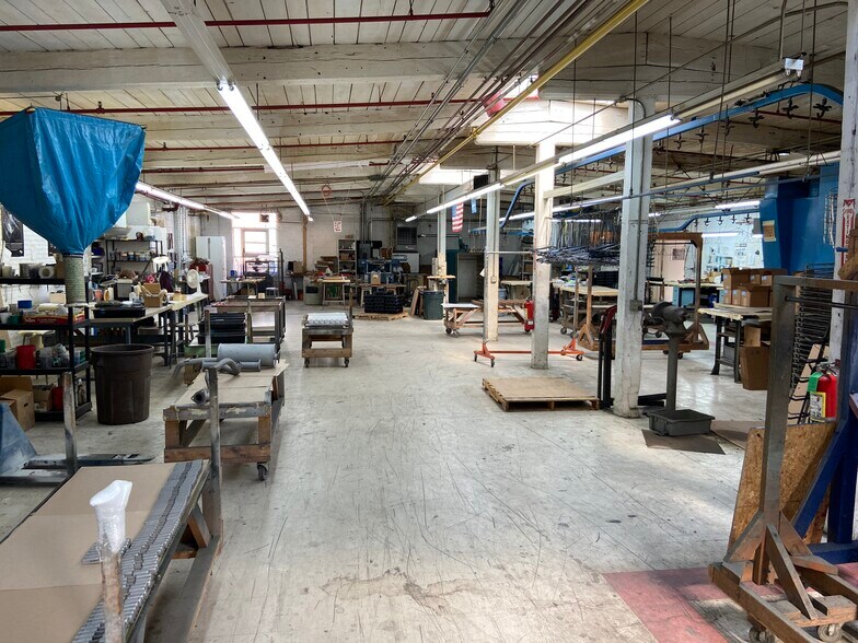 More Photos Of 40 Water St, Amesbury Warehouse For Sale