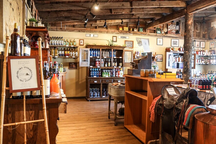 More Photos Of 426 Central Ave, Fairfield Storefront For Sale