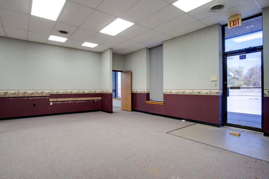 More Photos Of 526 Baltimore Blvd, Westminster General Retail For Sale