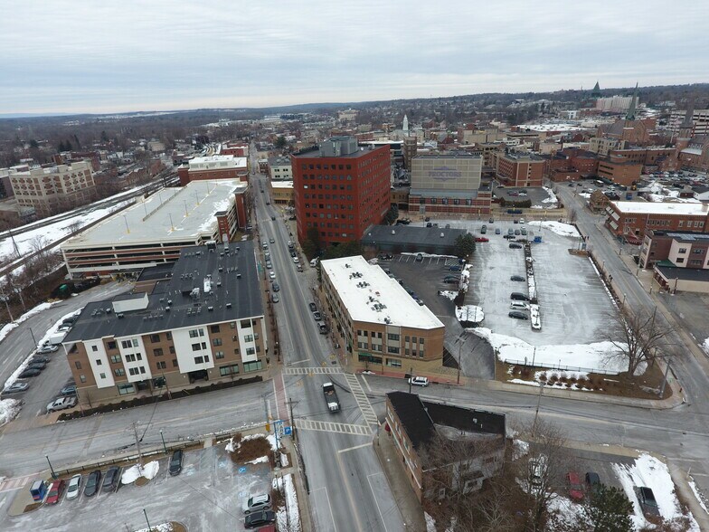 More Photos Of 245 Broadway, Schenectady Apartments For Lease