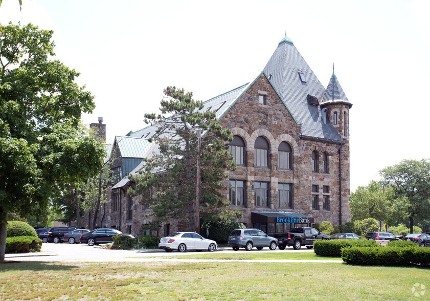 More Photos Of 10 Langley Rd, Newton Office For Sale