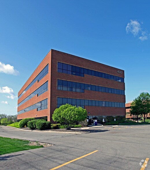 More Photos Of 4027 Colonel Glenn Hwy, Dayton Office Residential For Lease