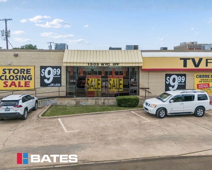 More Photos Of 1505 Wycliff Ave, Dallas Showroom For Lease