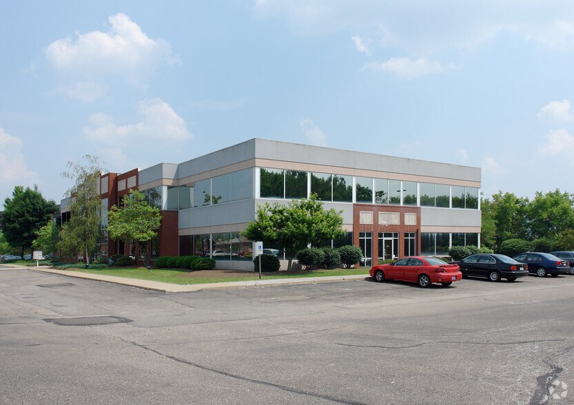 More Photos Of 4100 Holiday Ave NW, Canton Office For Lease