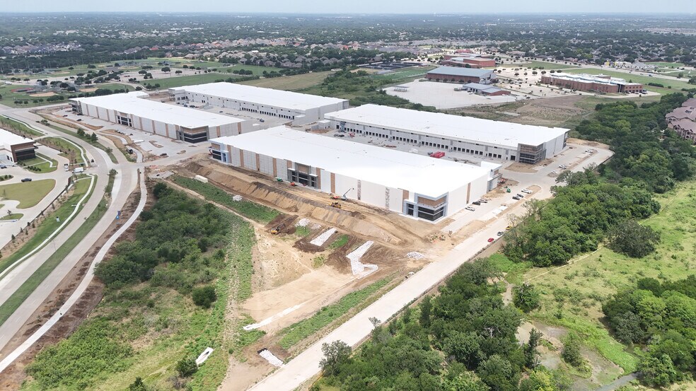 More Photos Of Spinks Rd & Valley Pky, Lewisville Unknown For Lease