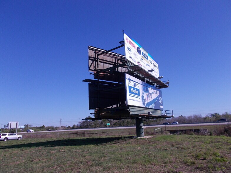 More Photos Of I-75, Lake Suzy Land For Sale