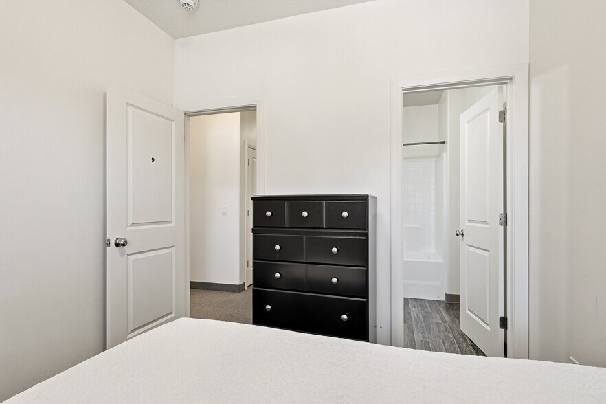 More Photos Of 119 N 800 W, Cedar City Apartments For Sale