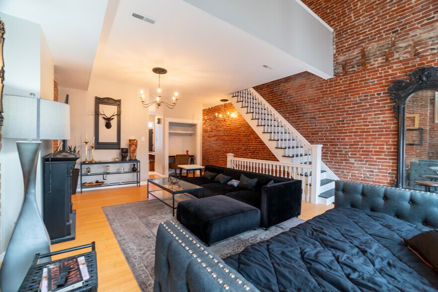 More Photos Of 1701-1709 S 9th St, Saint Louis Apartments For Sale