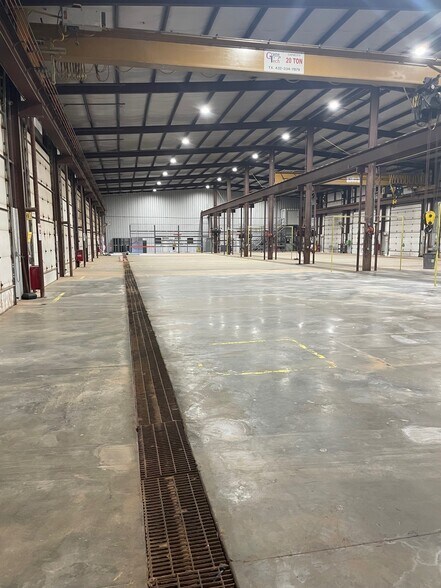 More Photos Of 2818 FM 1212, Stanton Manufacturing For Sale