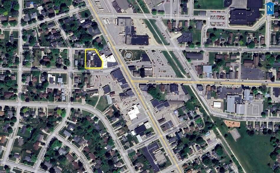 More Photos Of 118-130 Forest Ave, Kewaskum Warehouse For Sale