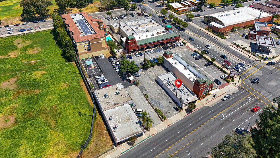 More Photos Of 11 W Duarte Rd, Arcadia Freestanding For Sale