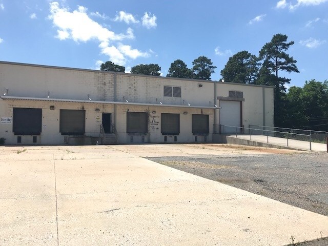 More Photos Of 2940 Bert Kouns Industrial Loop, Shreveport General Retail For Lease