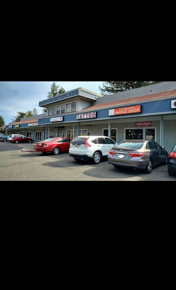 More Photos Of 6650 Commerce Blvd, Rohnert Park Storefront For Sale