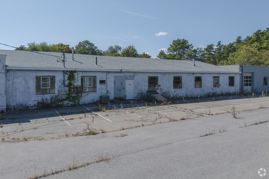 More Photos Of 167 Marion Rd, Wareham Industrial For Sale