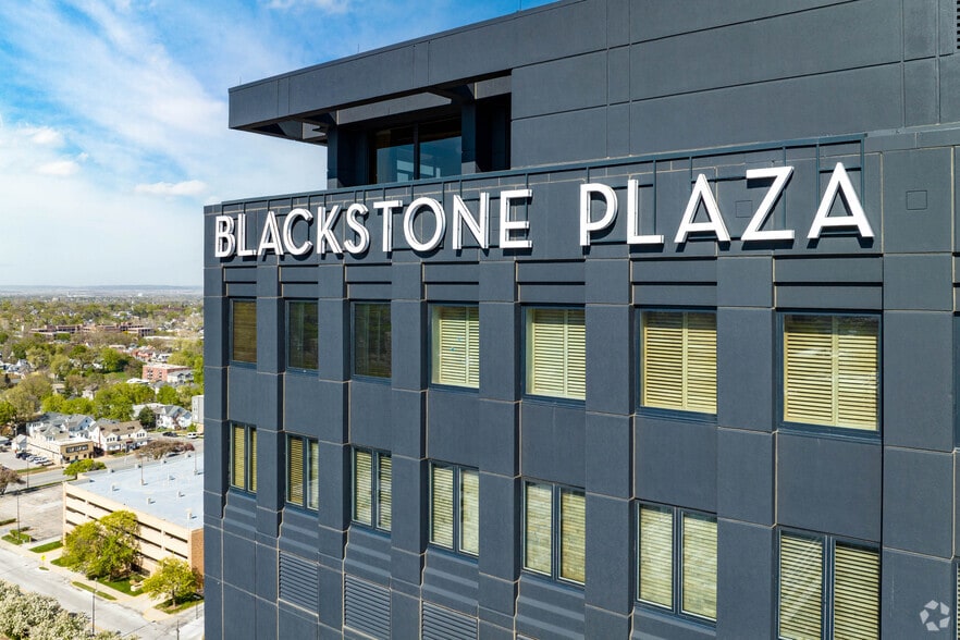 Primary Photo Of 3555 Farnam, Omaha Office For Lease