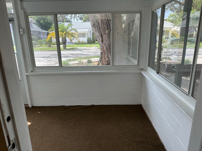 More Photos Of 614 Oak Ave, Clearwater Apartments For Sale