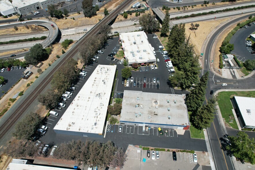 More Photos Of 1805 Tribute Rd, Sacramento Research And Development For Lease