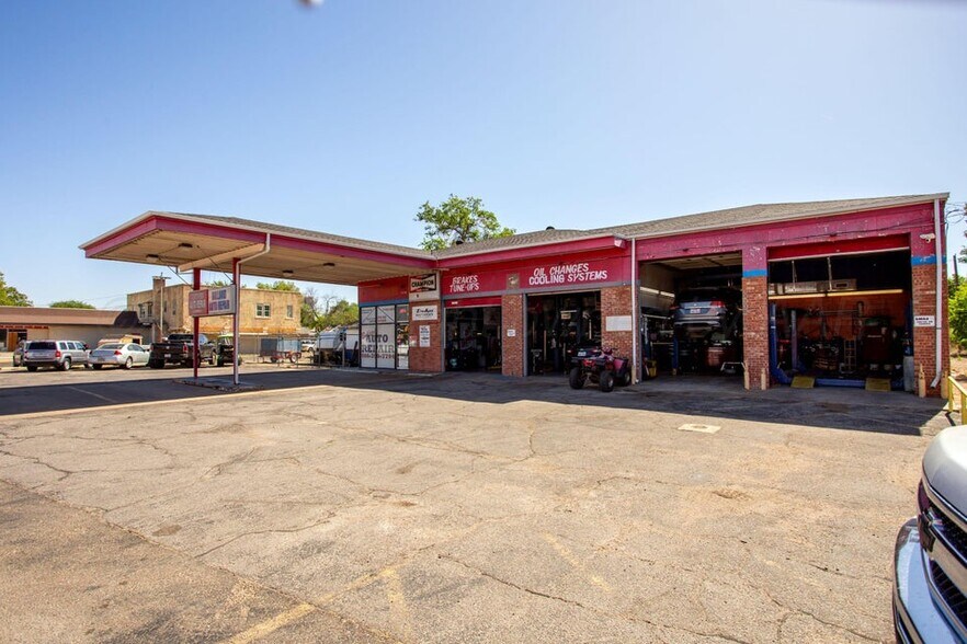 More Photos Of 1601 S Washington St, Amarillo General Retail For Sale