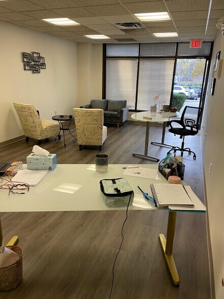 More Photos Of 1345 Queen Anne Rd, Teaneck Office For Lease