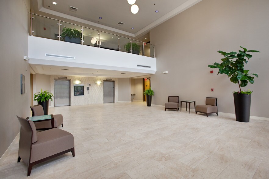 More Photos Of 9861 Broken Land Pky, Columbia Coworking Space