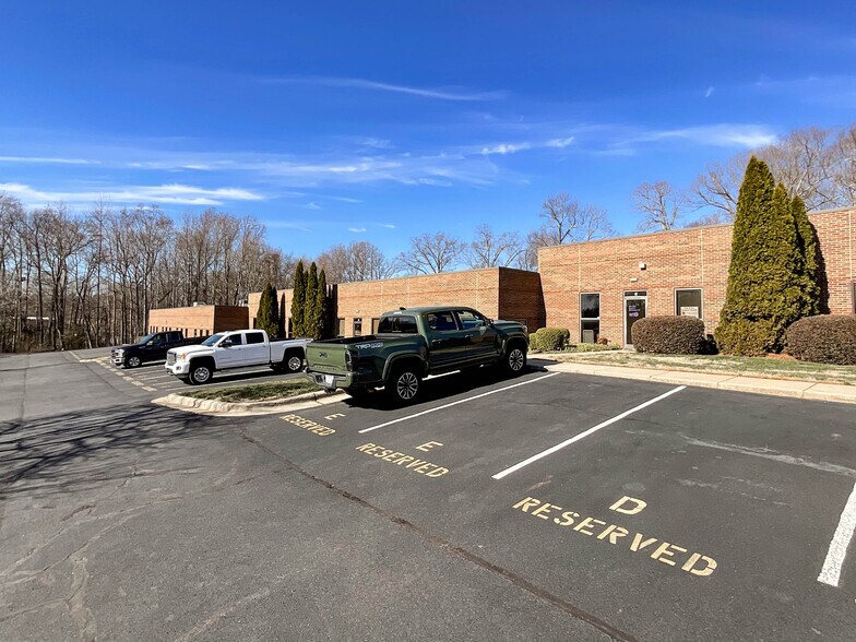 More Photos Of 4475 Morris Park Dr, Mint Hill Office For Sale