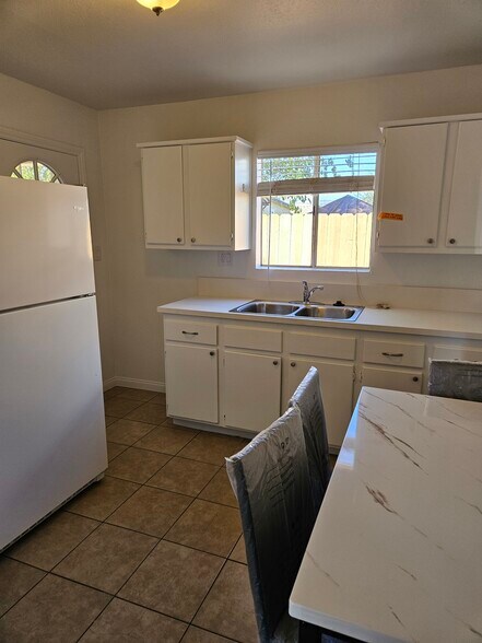 More Photos Of 1235 Clavel Ave, Ventura Apartments For Sale
