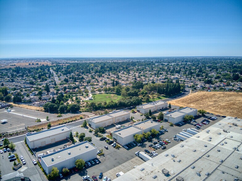 More Photos Of 10131 Iron Rock Way, Elk Grove Manufacturing For Lease