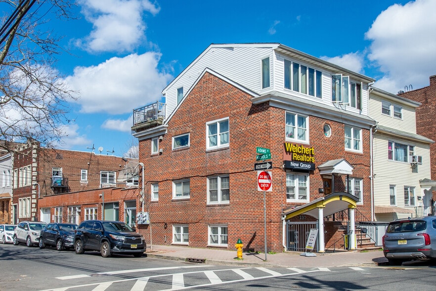 Primary Photo Of 237 Adams St, Newark Office For Sale