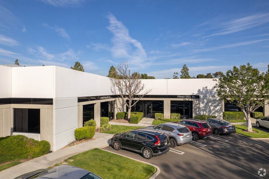 More Photos Of 3002 Dow Ave, Tustin Light Manufacturing For Lease