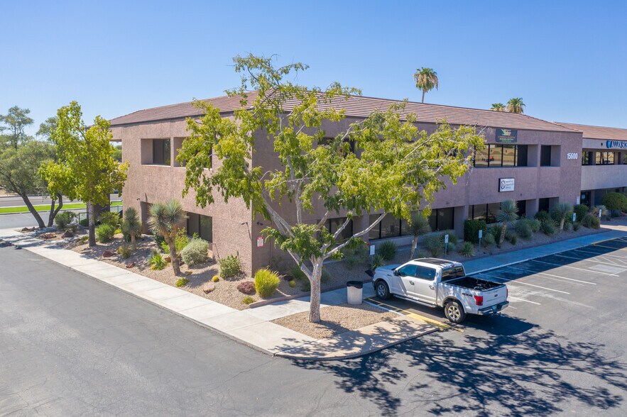 More Photos Of 15600-15650 N Black Canyon Hwy, Phoenix Office For Lease