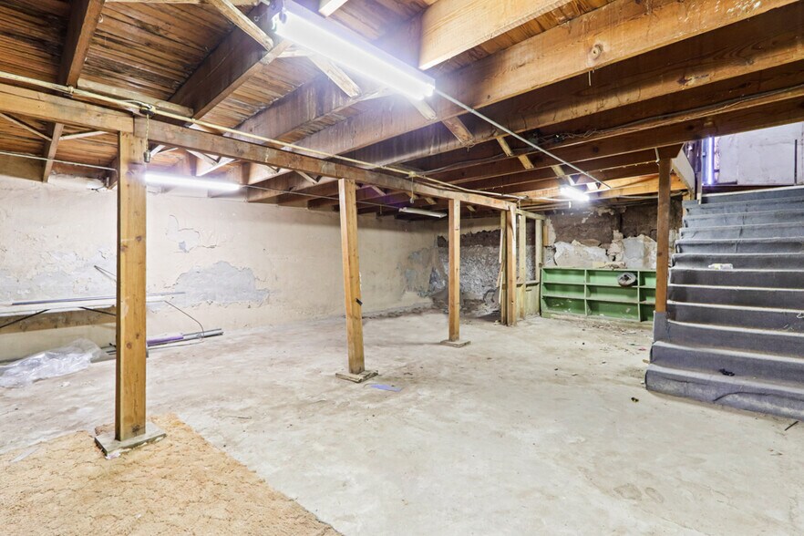 More Photos Of 10108 Socorro Dr, El Paso General Retail For Sale