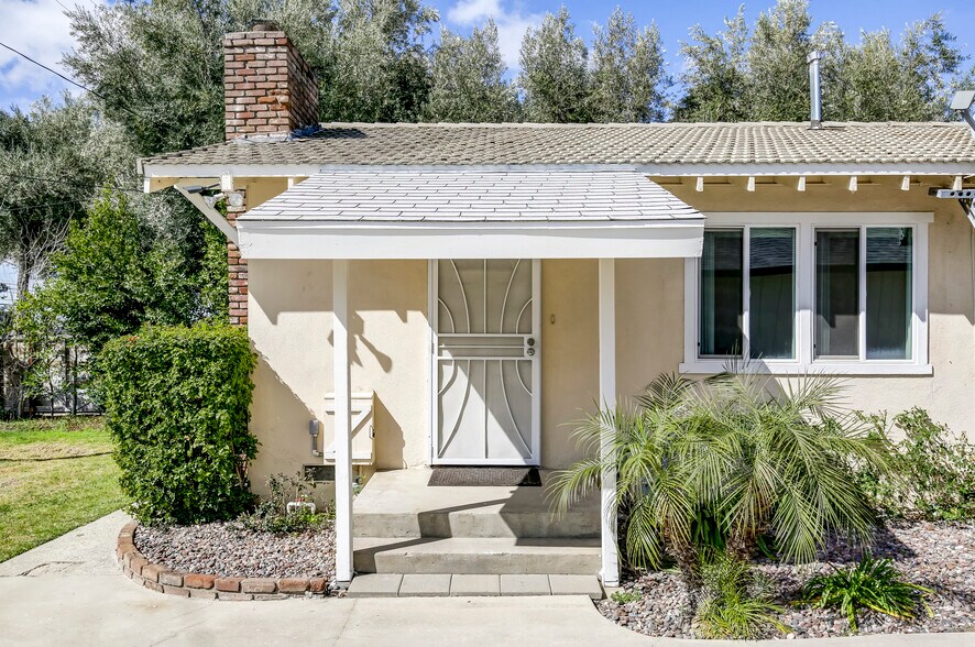 More Photos Of 2371 Mentone Ave, Mentone Apartments For Sale