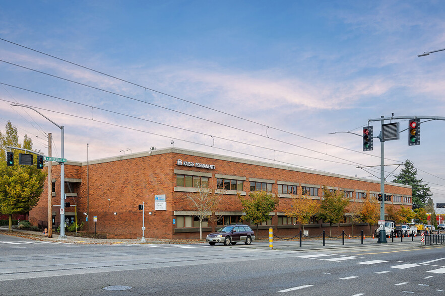 Primary Photo Of 7201 N Interstate Ave, Portland Office For Sale