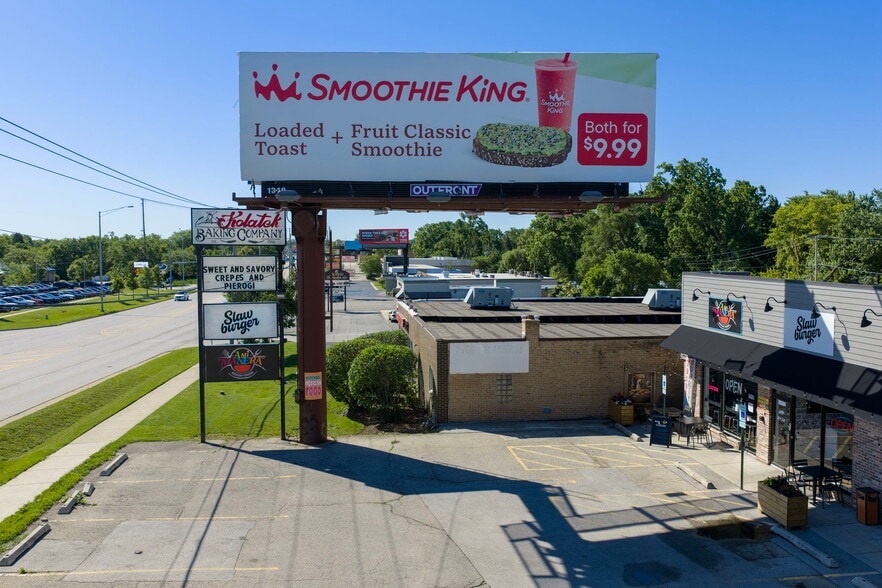 More Photos Of 1910-1918 N Rand Rd, Palatine Freestanding For Sale