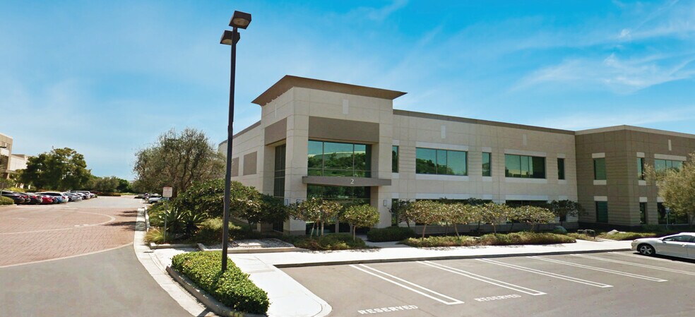 More Photos Of 2 Rancho Cir, Lake Forest Warehouse For Lease