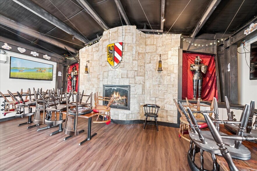 More Photos Of 2136 Lake Ariel Hwy, Lake Ariel Restaurant For Sale