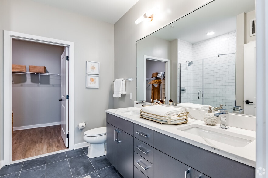 More Photos Of 4400 Calvert Rd, College Park Apartments For Lease