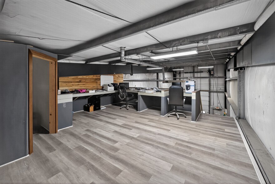 More Photos Of 28 Hastings St, Mendon Warehouse For Sale