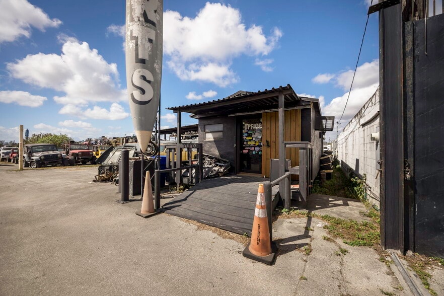 More Photos Of 12880 Port Said Rd, Opa Locka Land For Lease