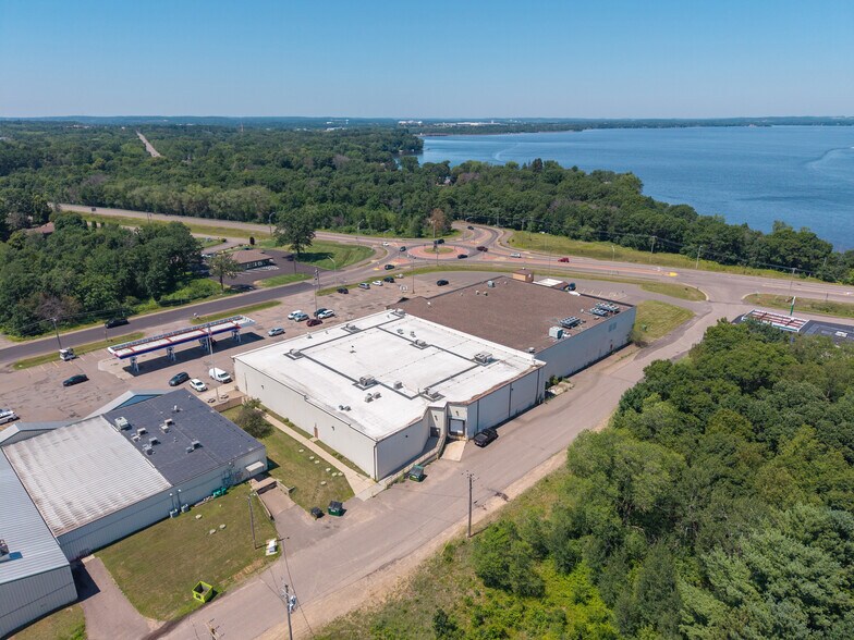 More Photos Of 17158 County Highway J, Chippewa Falls Supermarket For Lease