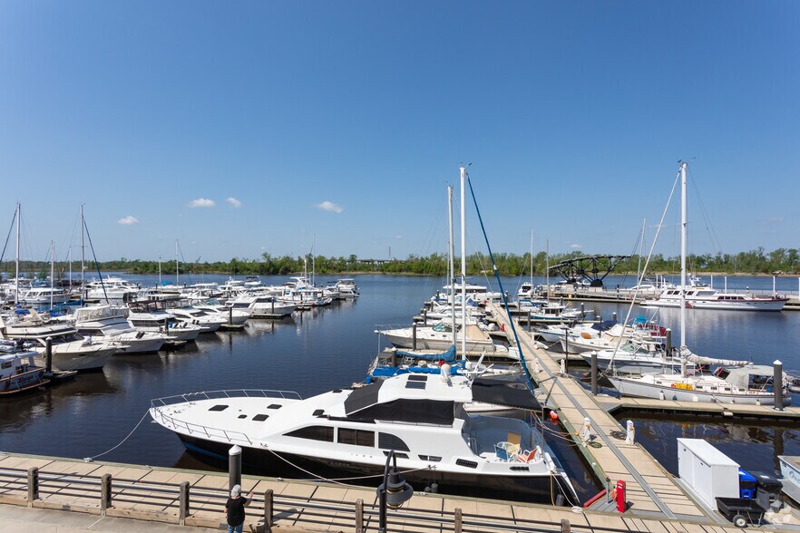 More Photos Of 901 Nutt St, Wilmington Multifamily For Sale