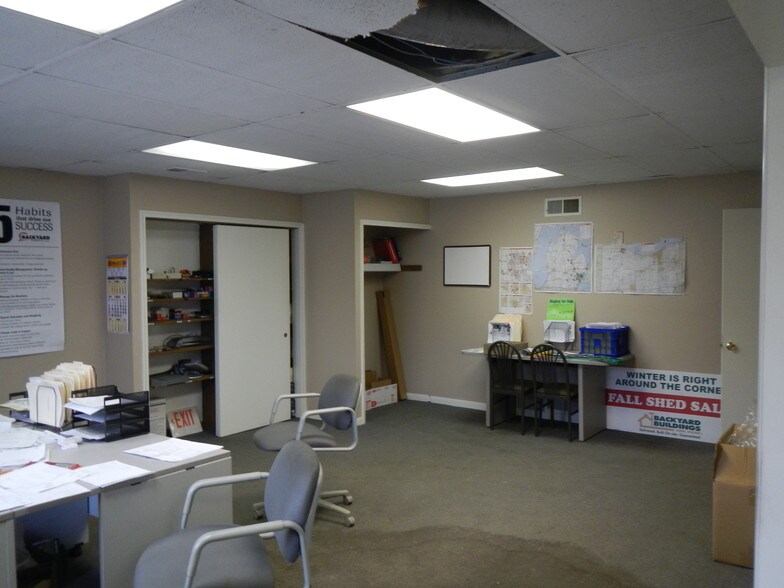 More Photos Of 2300 Edinburgh Rd, Waterford Industrial For Sale