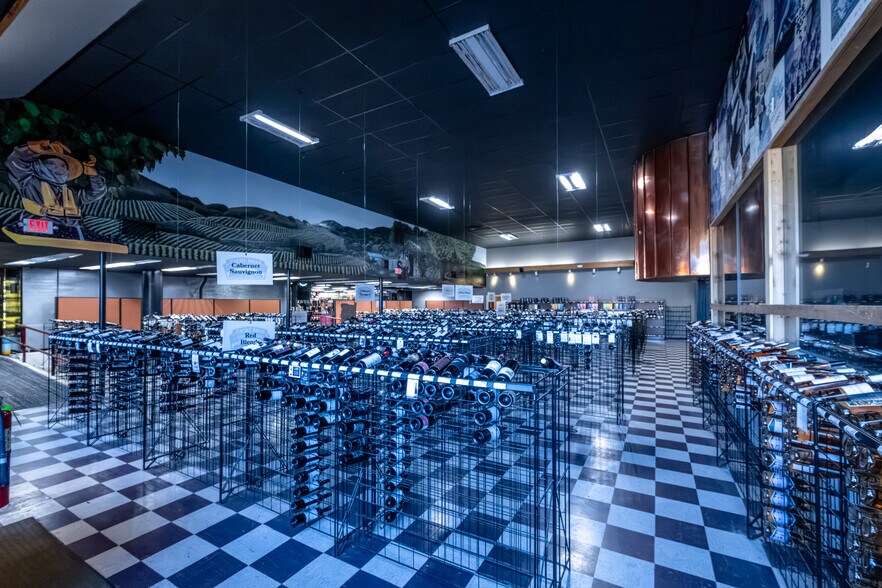 More Photos Of 2002 NW Cache Rd, Lawton General Retail For Sale