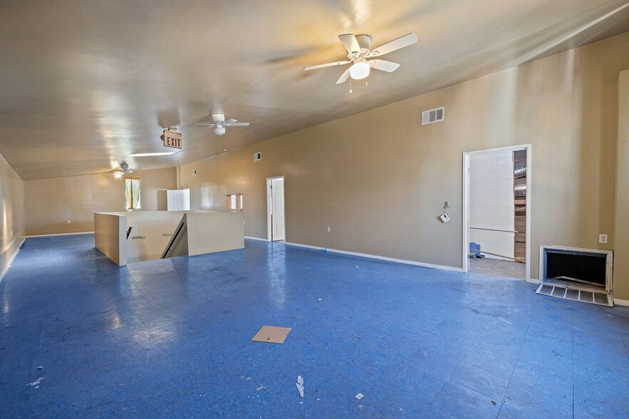 More Photos Of 10527 Compton Ave, Los Angeles Religious Facility For Sale