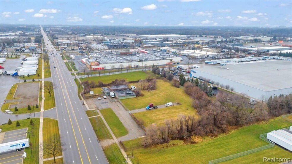 More Photos Of 24500 Dequindre Rd, Warren Garden Center For Sale