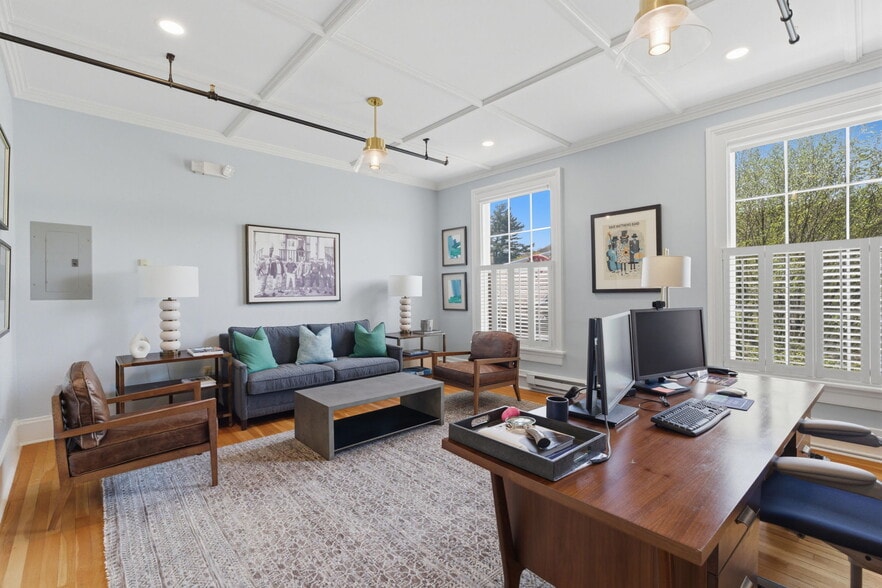 More Photos Of 10 Front St, Canton Loft Creative Space For Sale