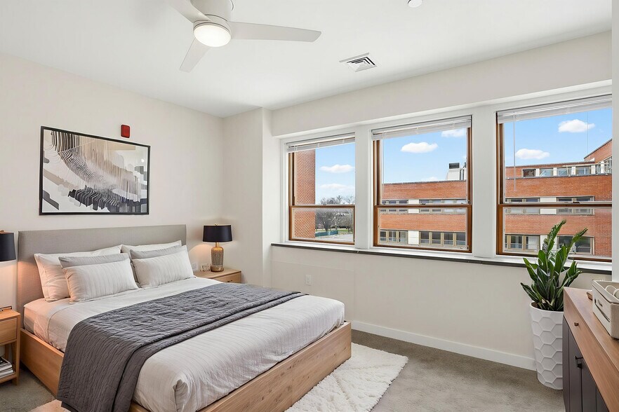 More Photos Of 250 College Ave, Lancaster Apartments For Lease