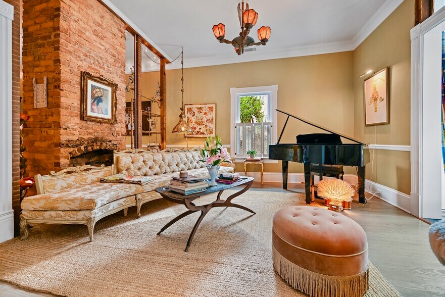 More Photos Of 3532 S Fulton Ave, Hapeville Lodge Meeting Hall For Sale