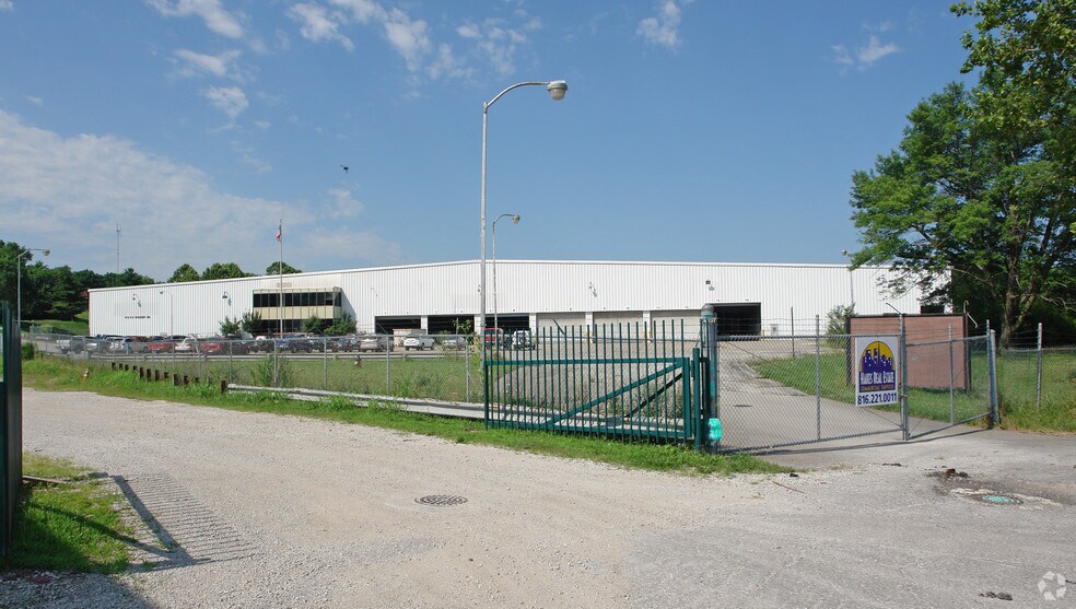 More Photos Of 6520-6530 Winner Rd, Kansas City Warehouse For Lease