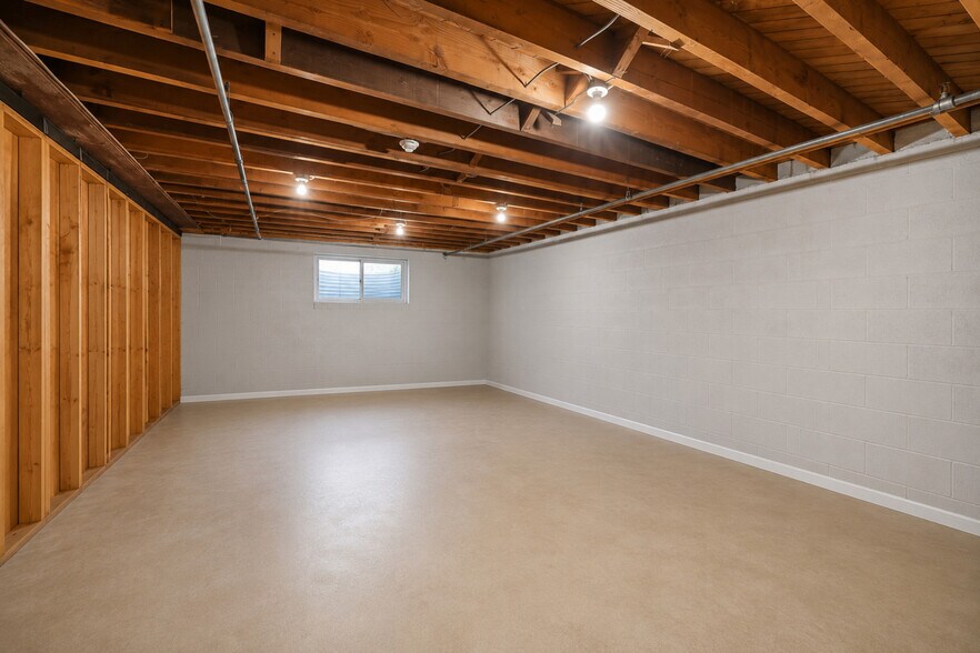 More Photos Of 616 E Palisade Ave, Englewood Cliffs Office For Sale